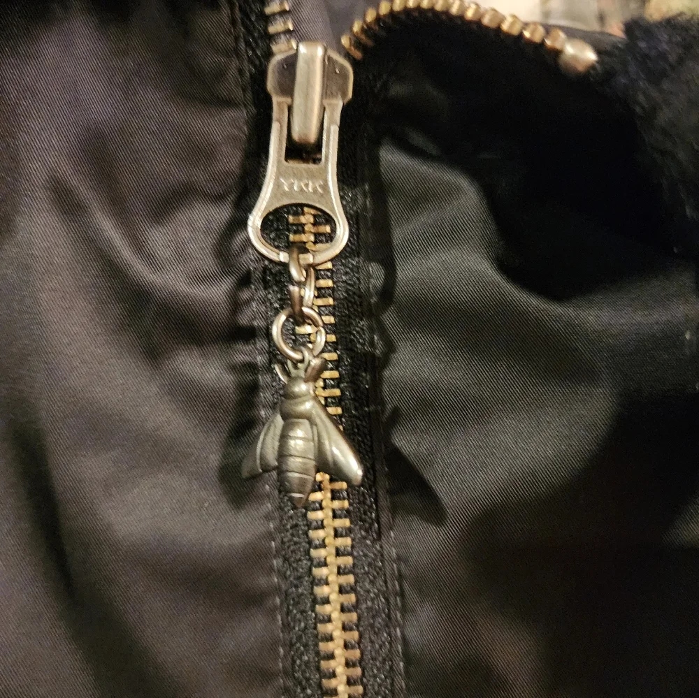 B by Burton Roosevelt Bomber Jacket Women's Small True Black Fun Striped Lining - Picture 2 of 5